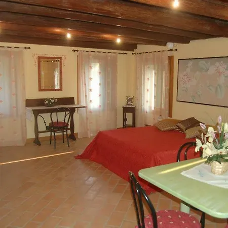Bed & Breakfast B&B Ca' Lauro *